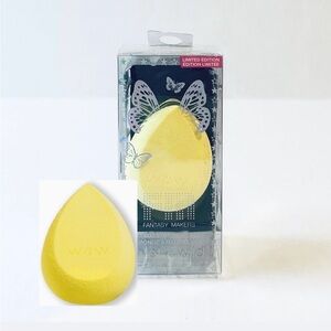 ⭐️5 For 25⭐️ Wet n Wild Fantasy Makers Halloween Makeup Sponge Yellow